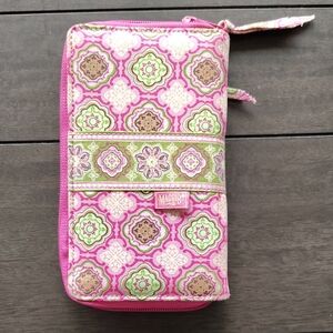 🩷 MaggiB Wallet/Wristlet in Pink and Green